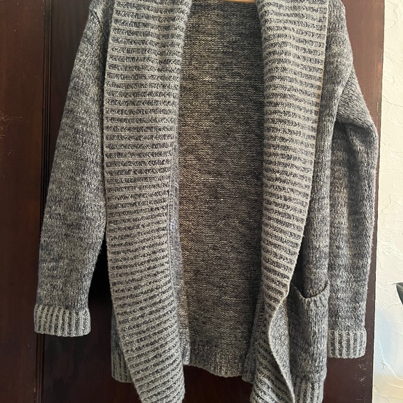 Cardigan - Picture 1 of 5